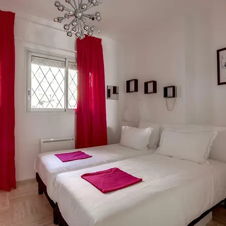 Stunning Facing The Sea Pointe Croisette By Weekome *
